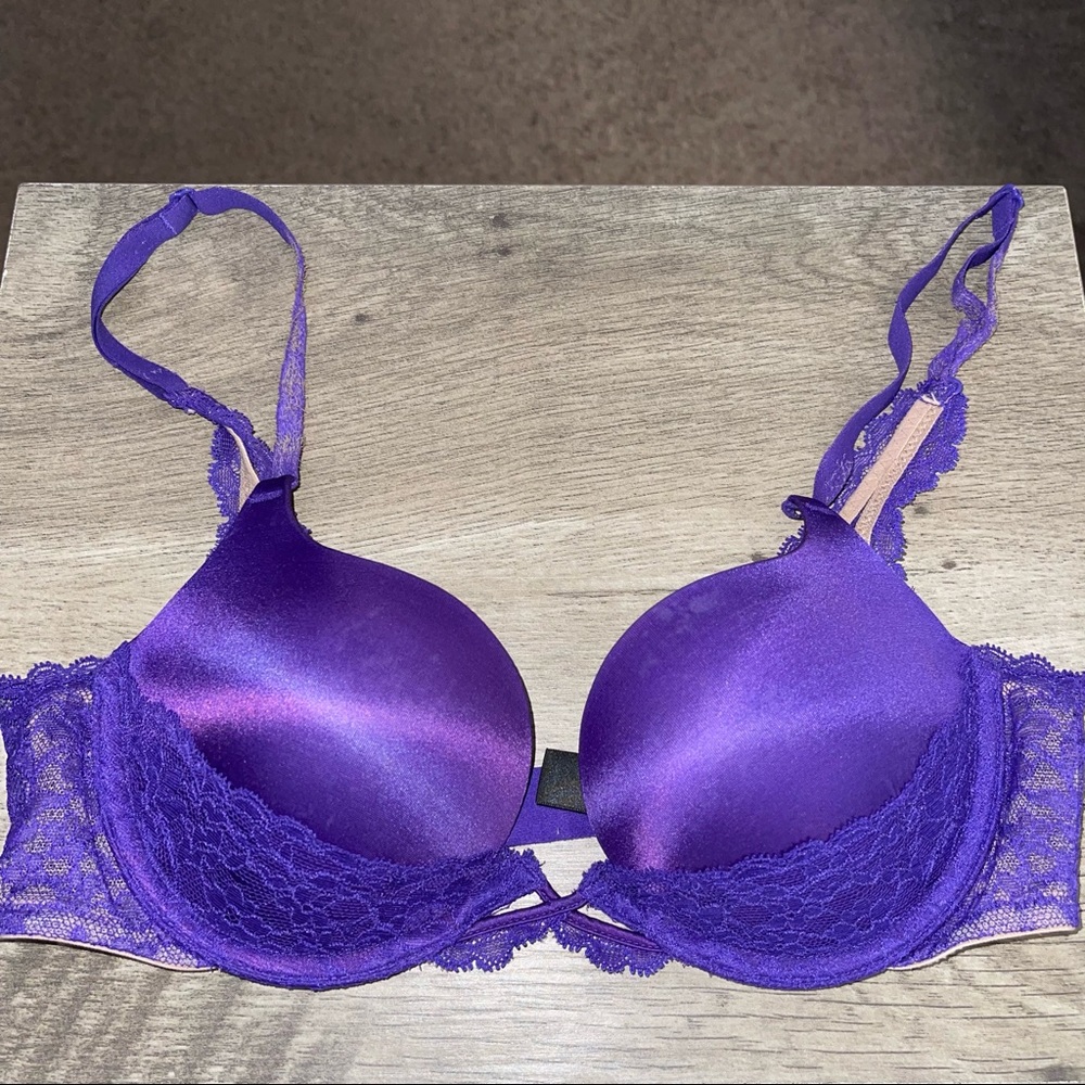 Victoria’s Secret push up bra